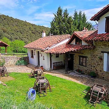 Viviendas Rurales El Covaju 2* Cabezón de Liébana