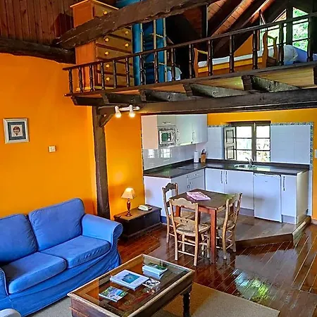 Viviendas Rurales El Covaju Hotell 2*